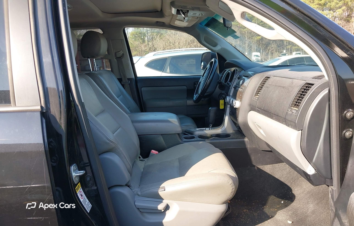 Toyota Sequoia 2012