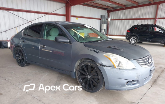 Nissan Altima 2011 - Image 1 of 12