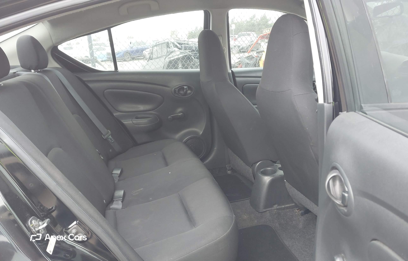 Nissan Versa 2016