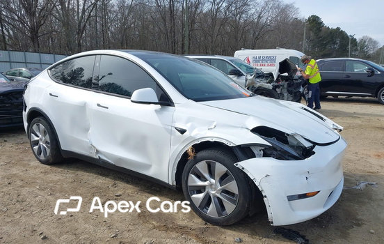 Tesla Model Y 2024 - Image 1 of 19