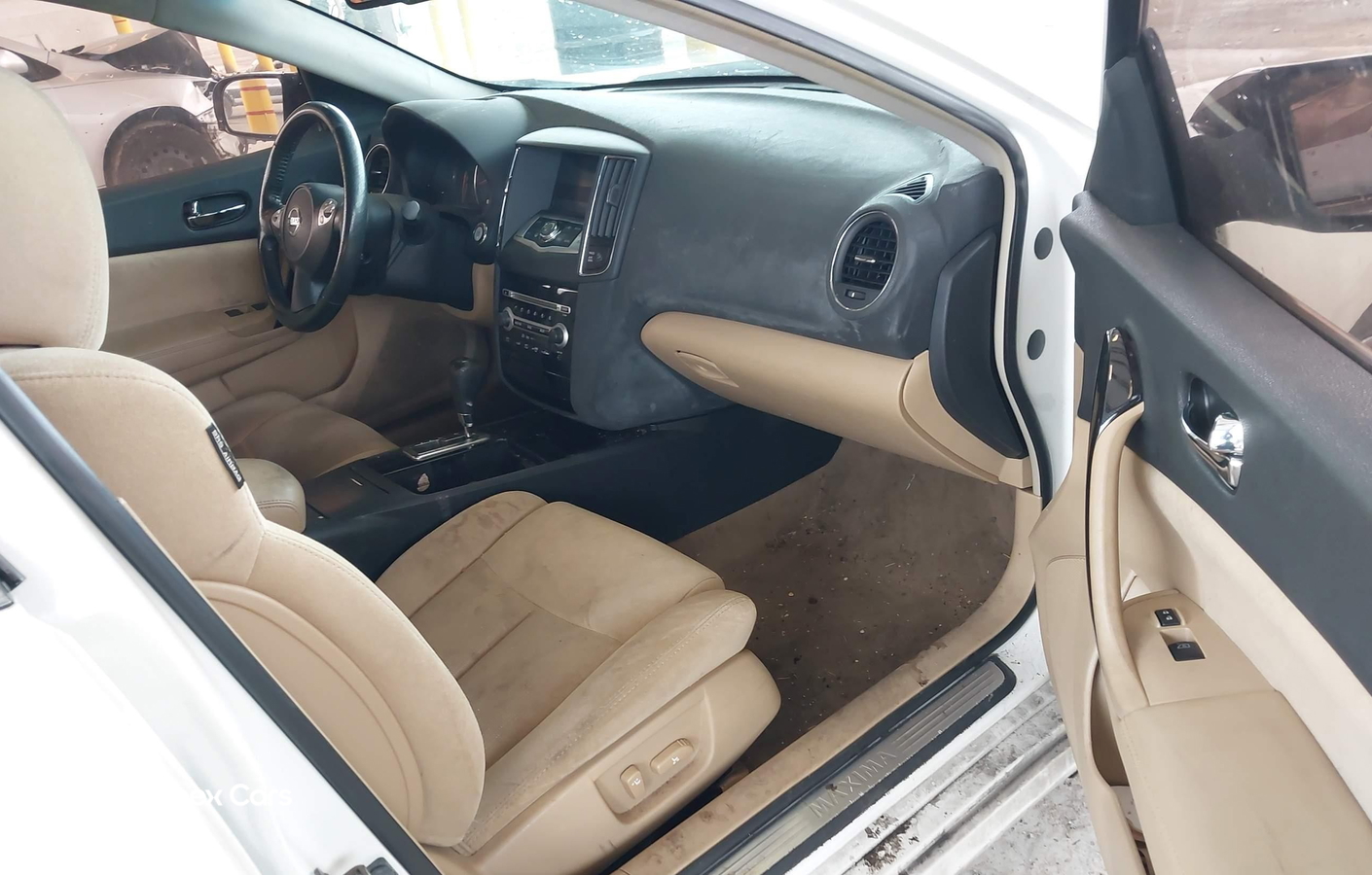 Nissan Maxima 2010