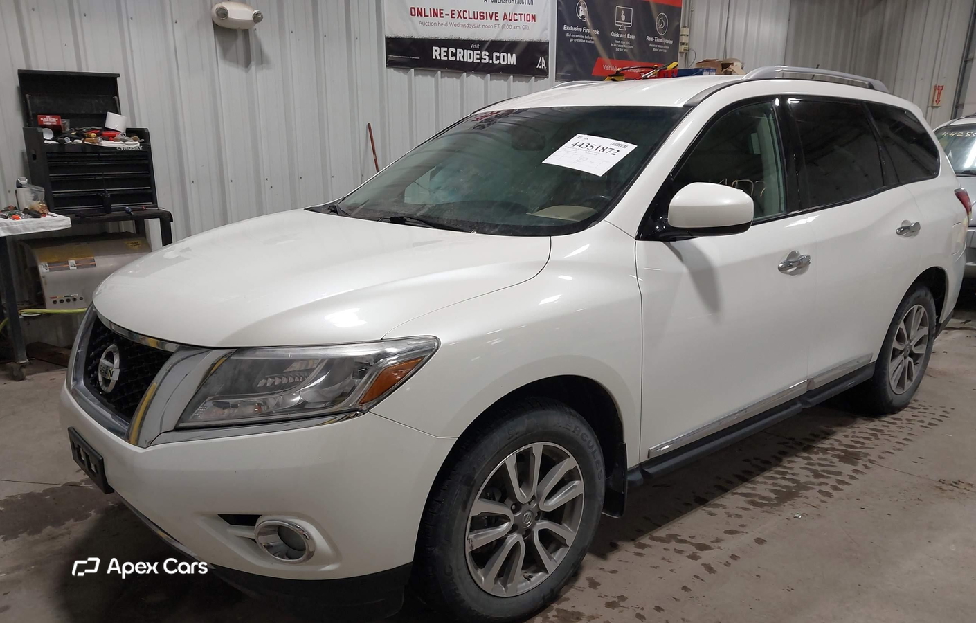 Nissan Pathfinder 2016