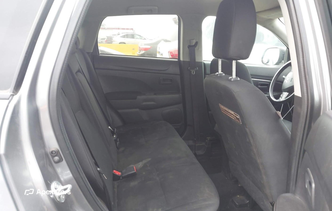 Mitsubishi Outlander 2015