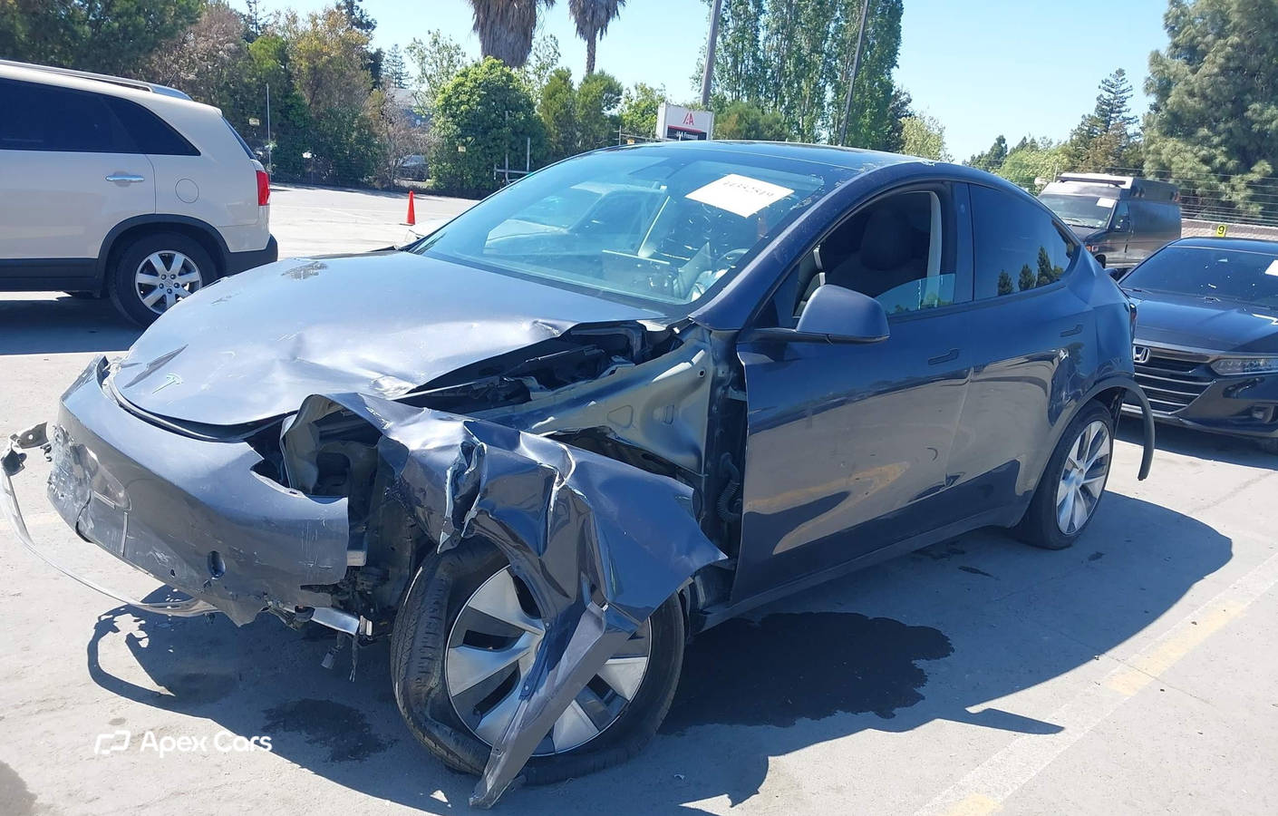 Tesla Model Y 2022