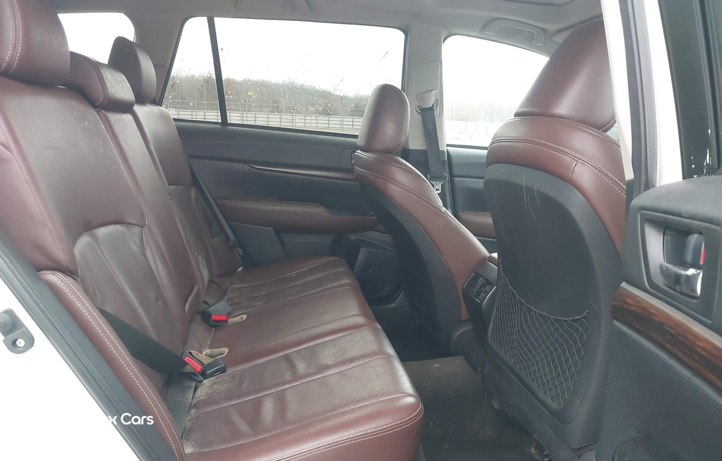 Subaru Outback 2014