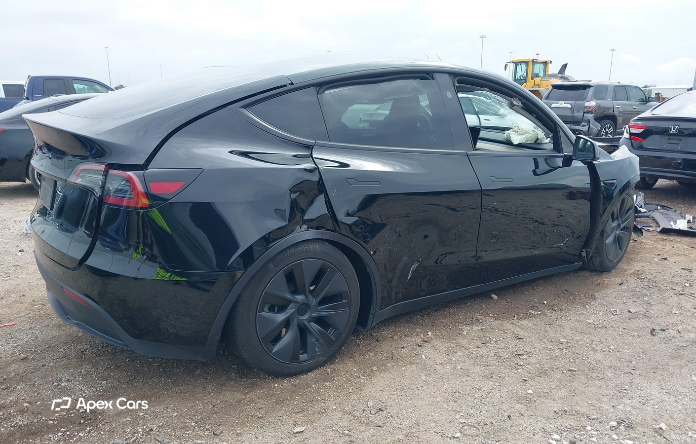 Tesla Model Y 2025