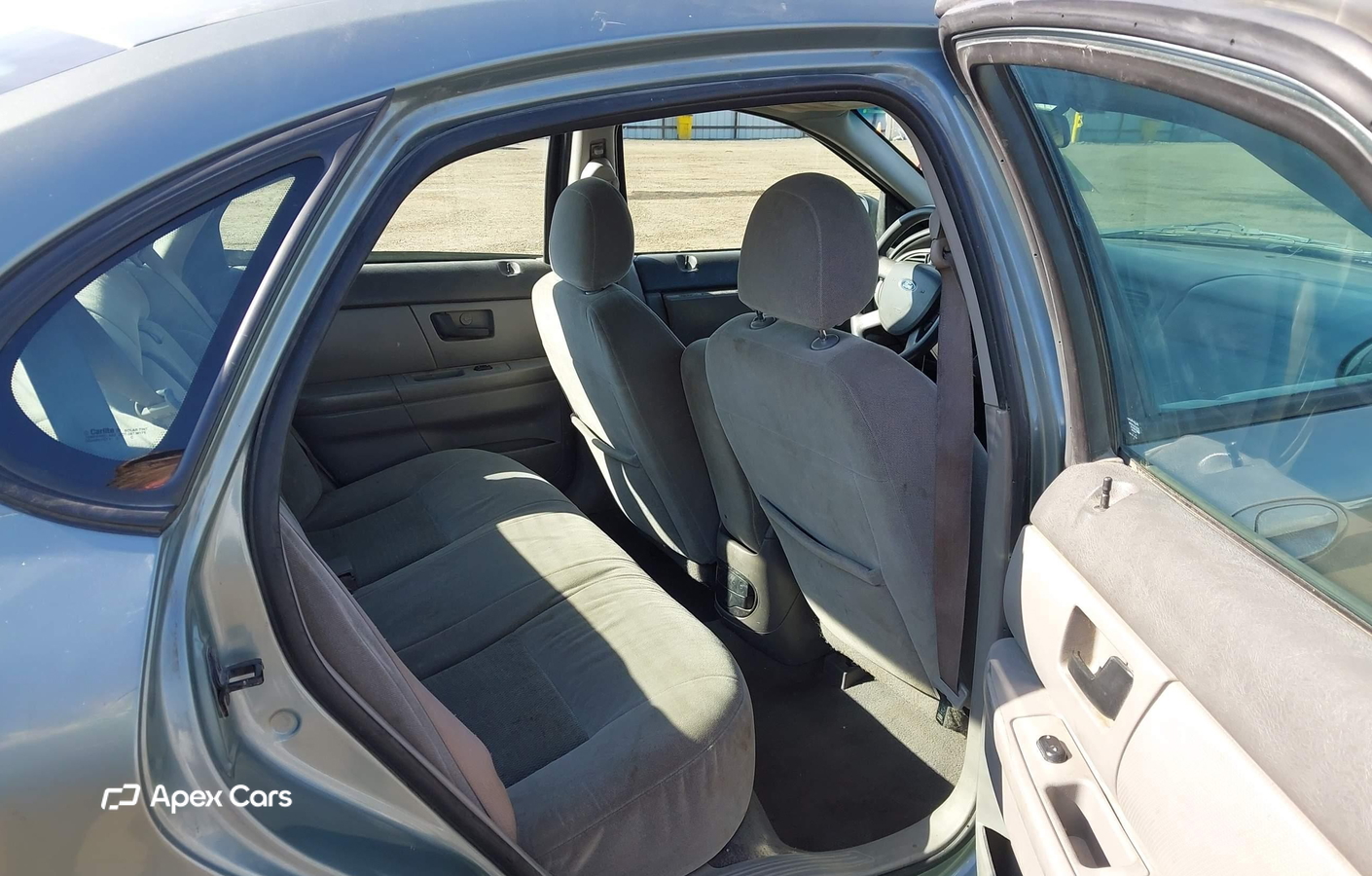 Ford Taurus 2005