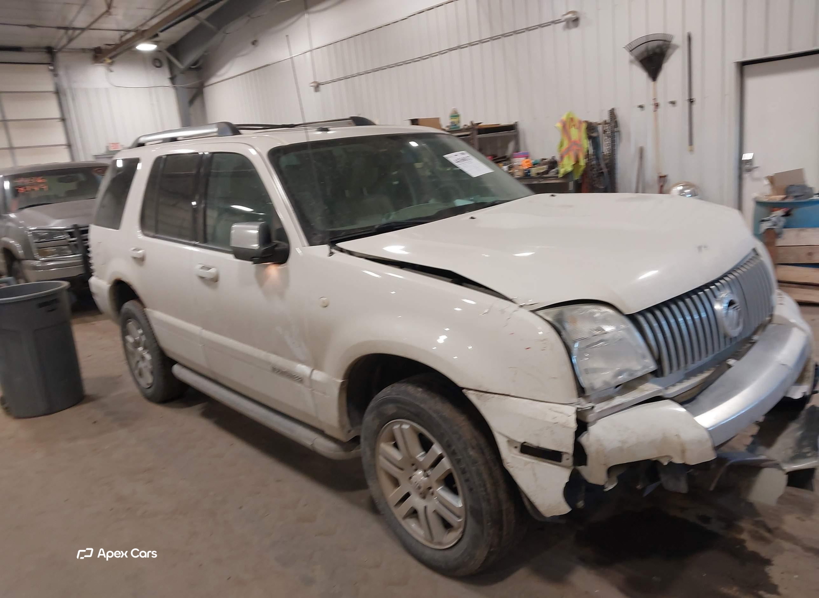 Mercury Mountaineer 2010