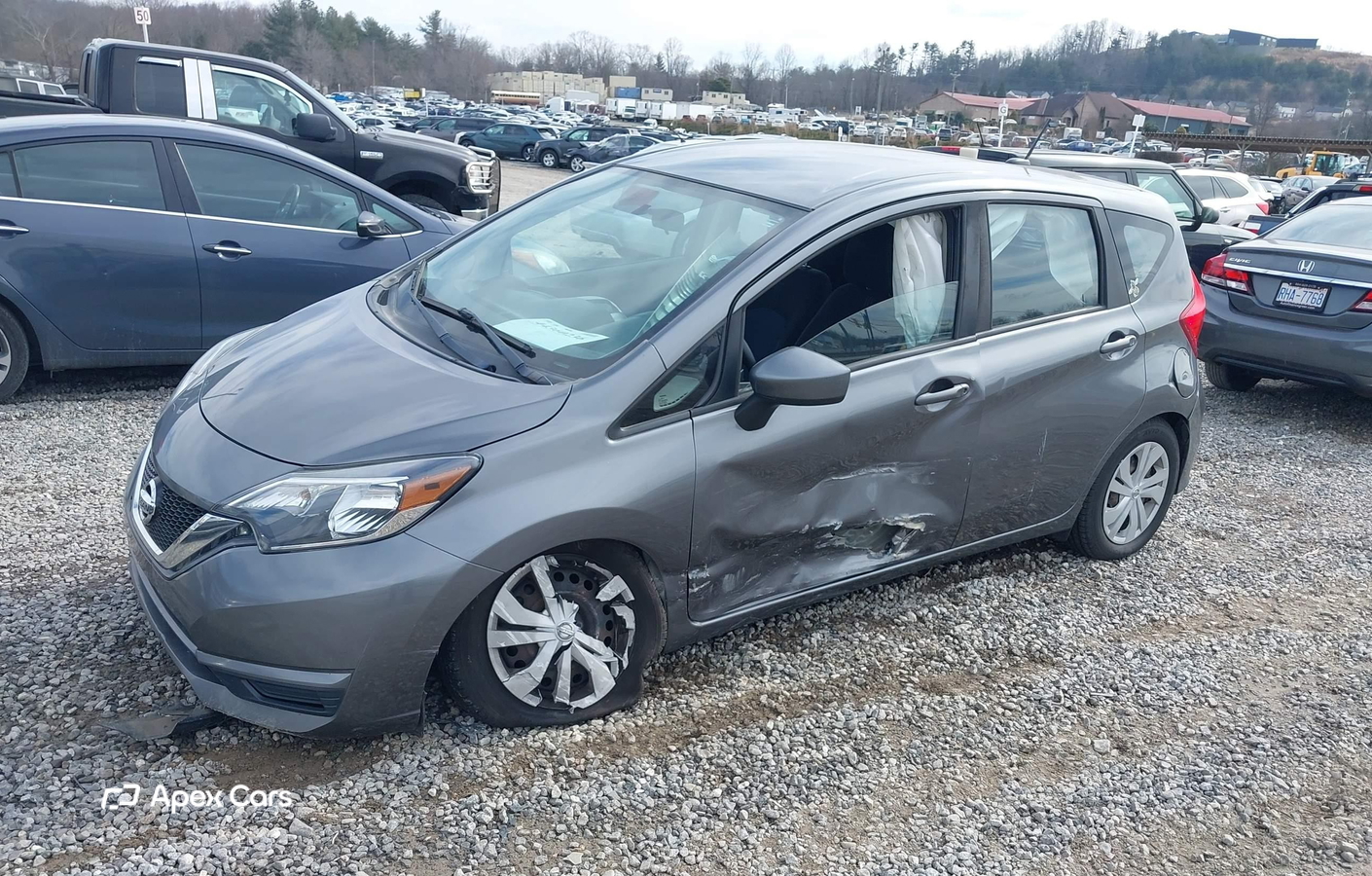 Nissan Versa 2018