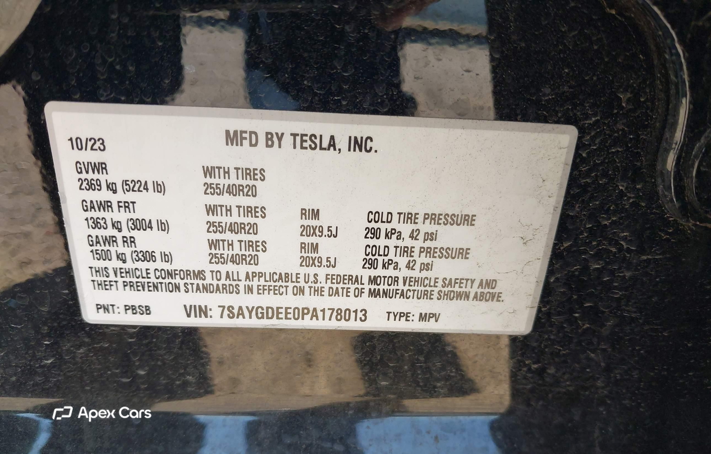 Tesla Model Y 2023