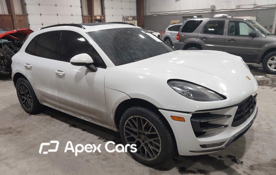 Porsche Macan 2017 - Image 1 of 17