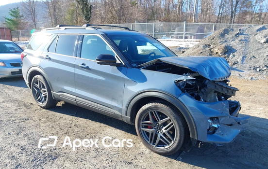 Ford Explorer 2025 - Image 1 of 17