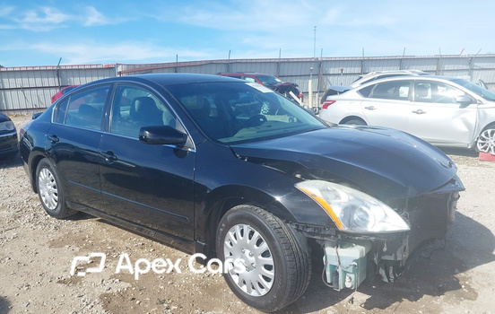 Nissan Altima 2012 - Image 1 of 17