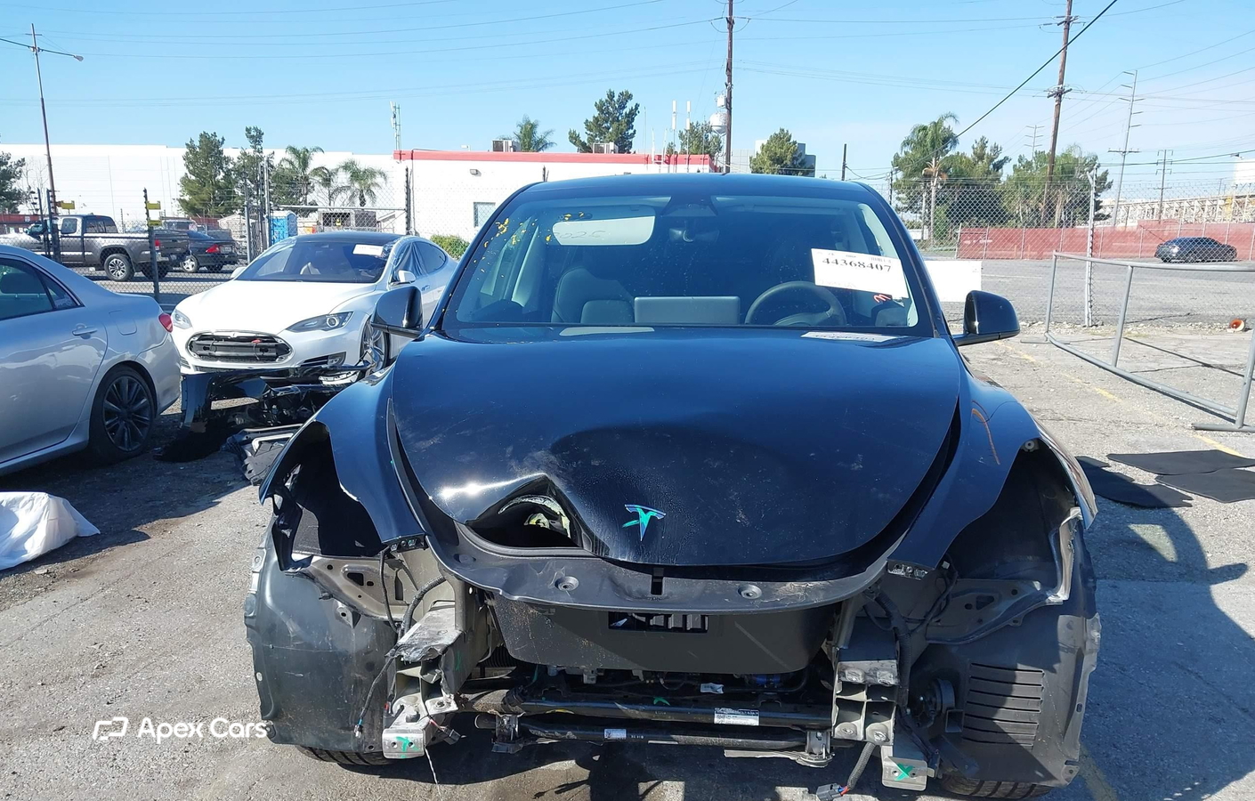 Tesla Model Y 2023