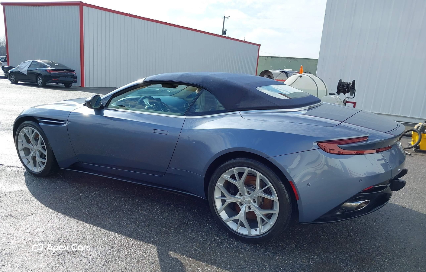 Aston Martin DB11 2019