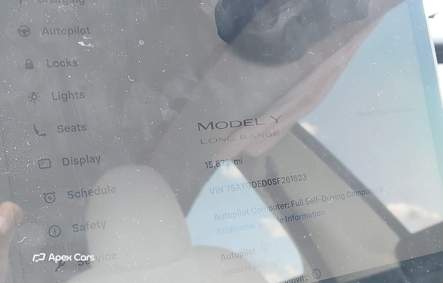 Tesla Model Y 2025