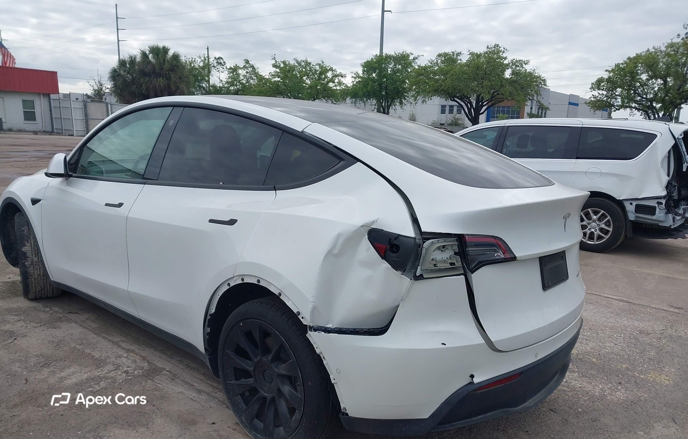 Tesla Model Y 2021