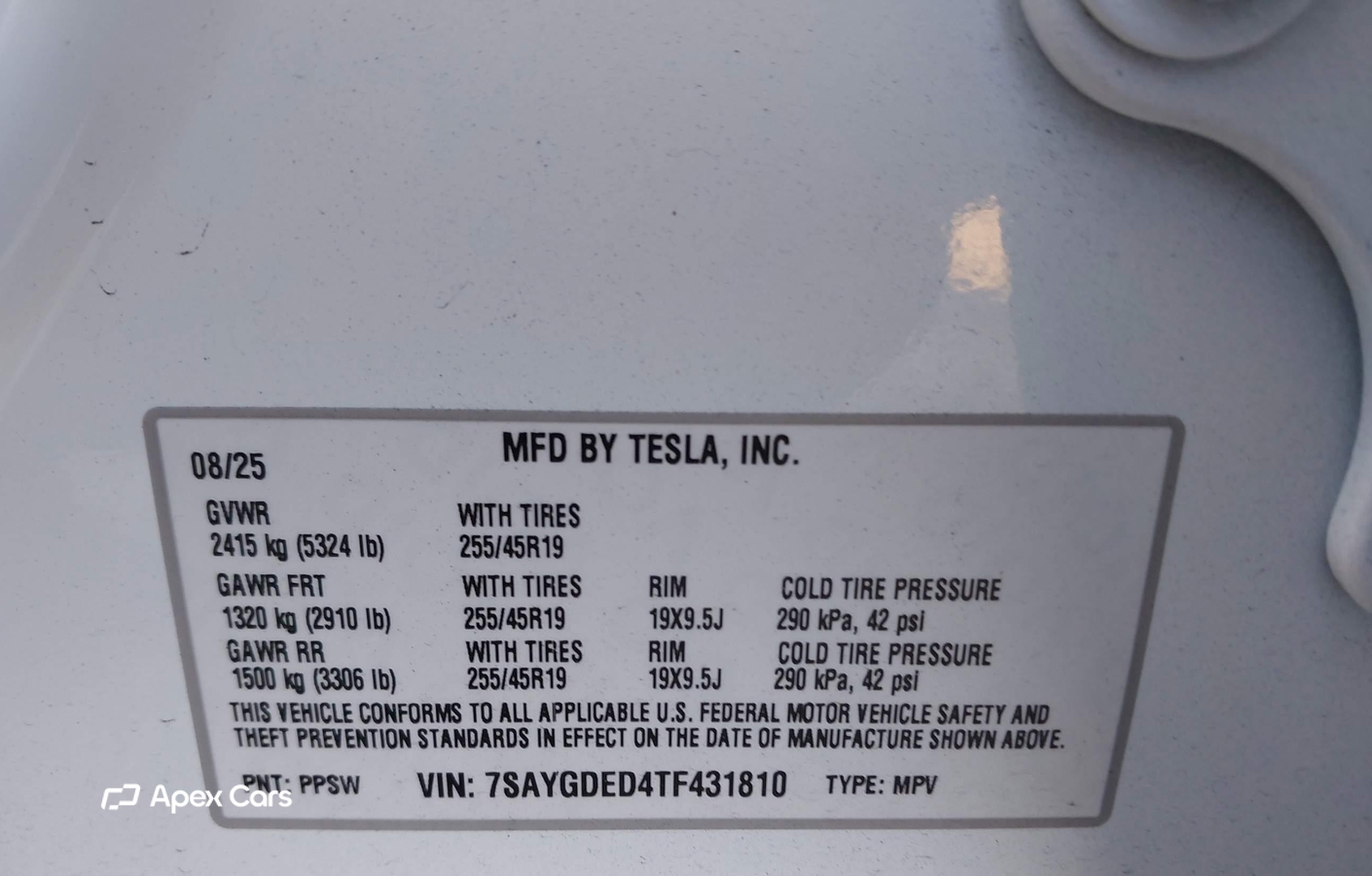 Tesla Model Y 2026