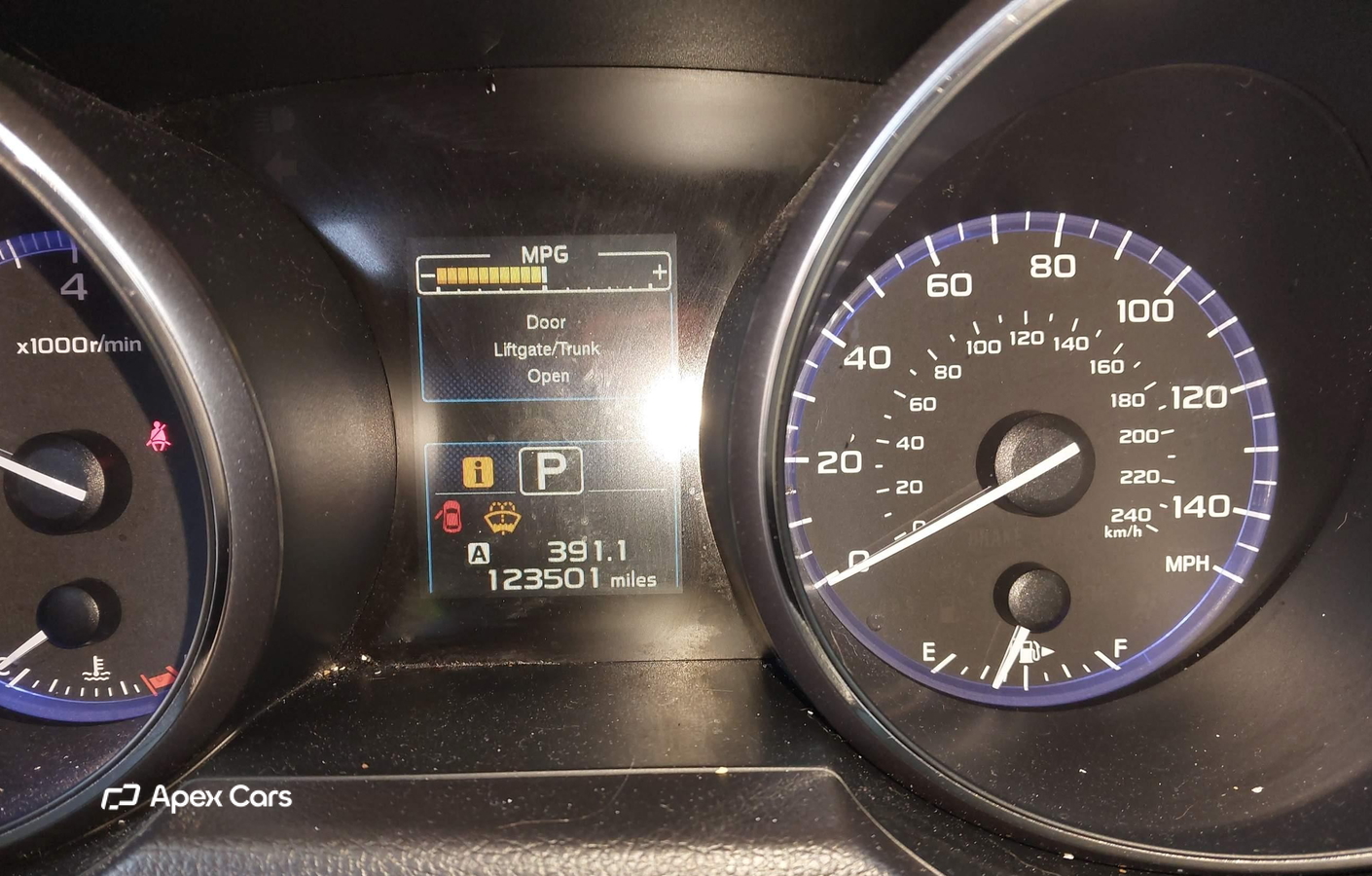 Subaru Legacy 2015