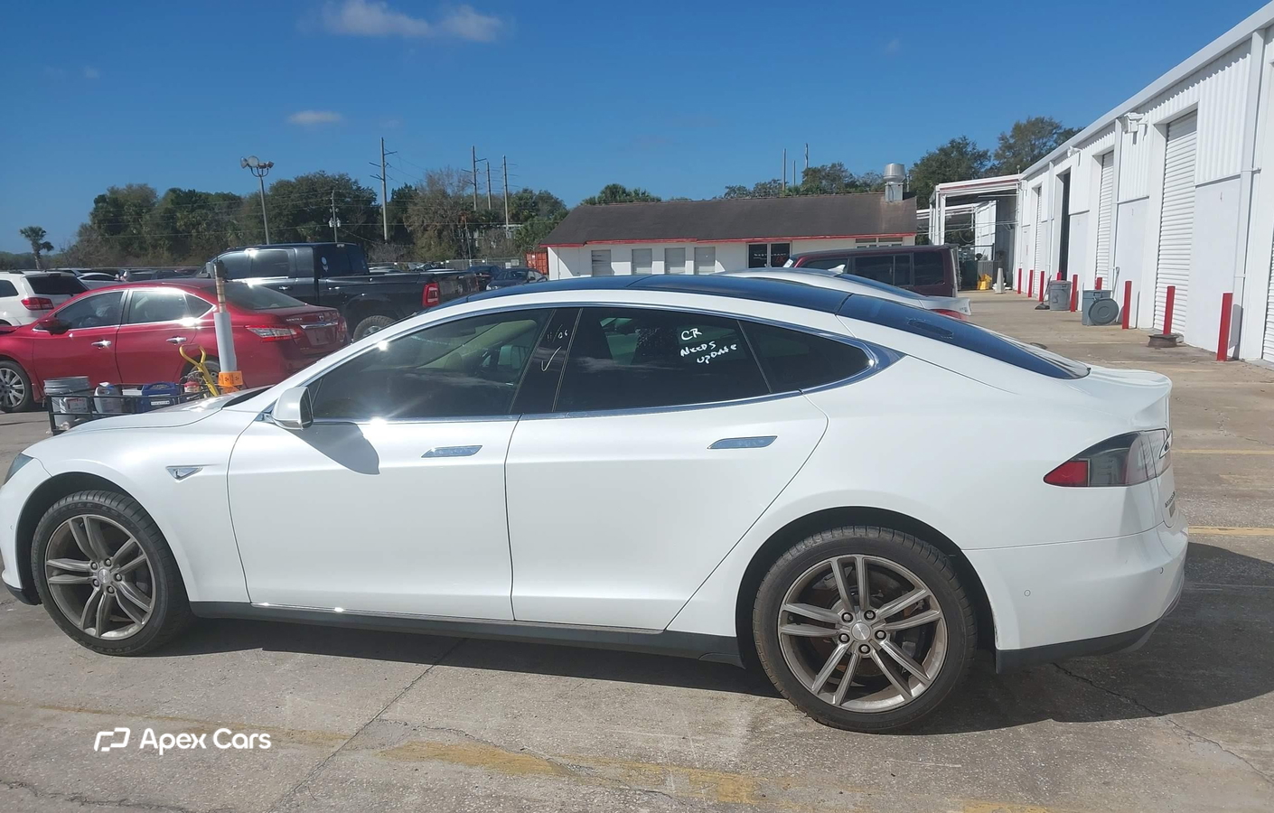 Tesla Model S 2015