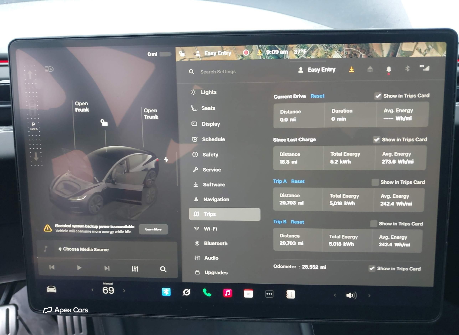Tesla Model 3 2024