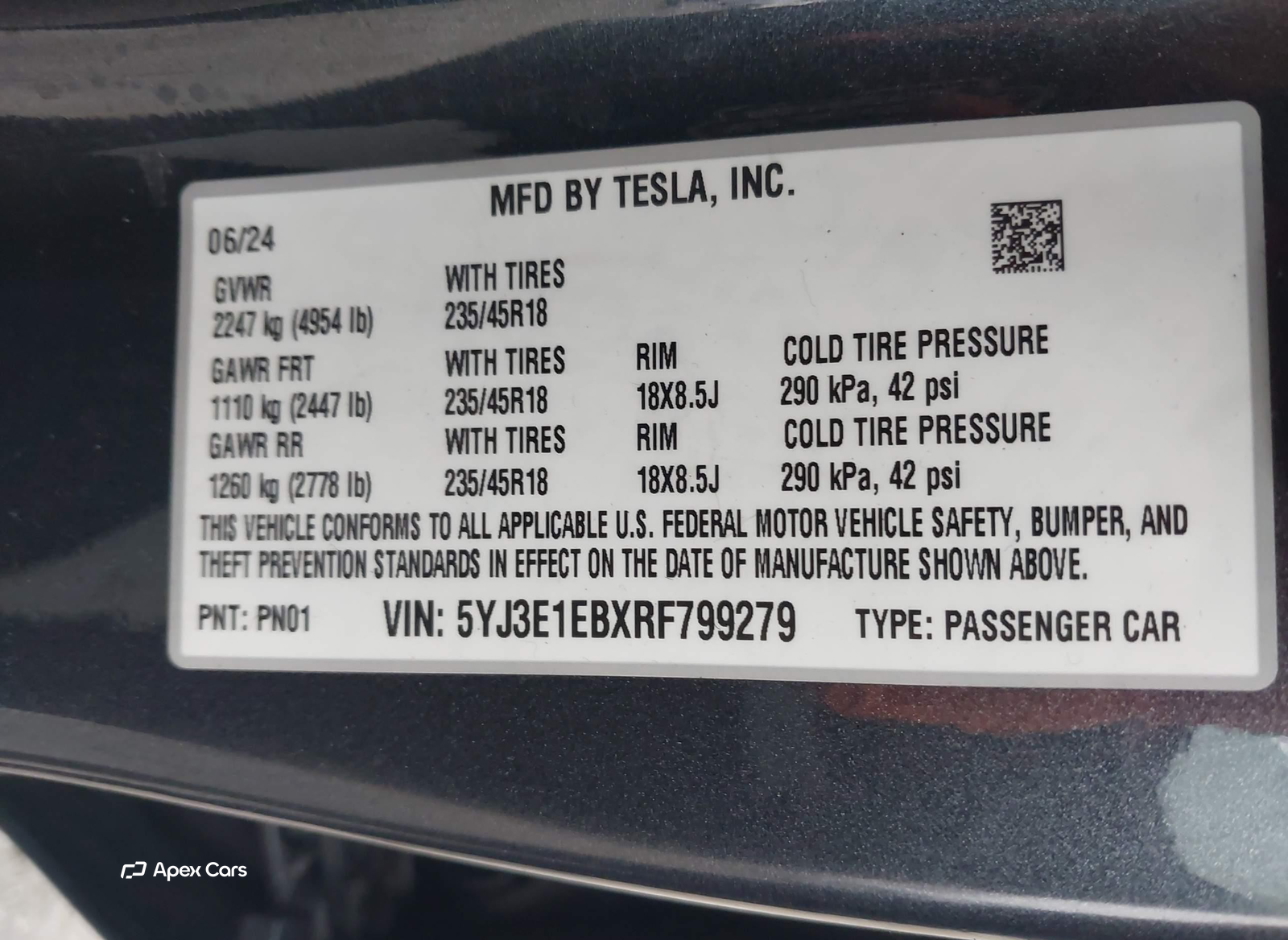 Tesla Model 3 2024