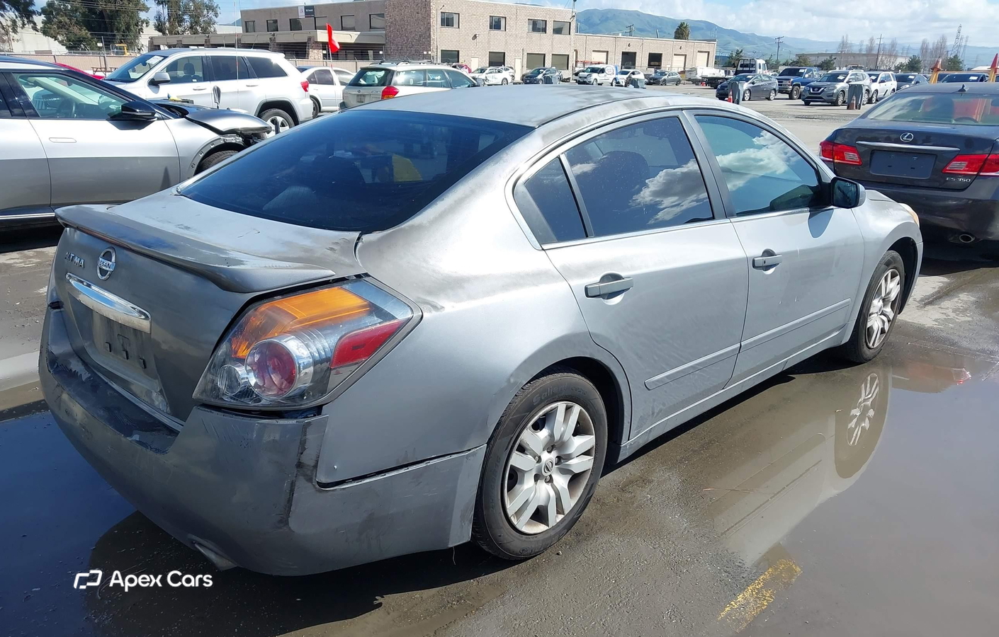 Nissan Altima 2012