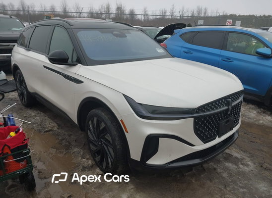 2025 Lincoln Nautilus - Image 1 of 5