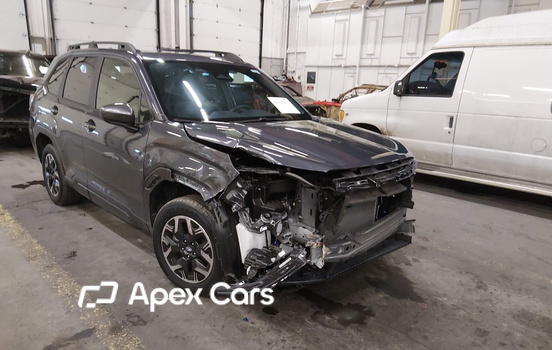 Subaru Forester 2025 - Image 1 of 17