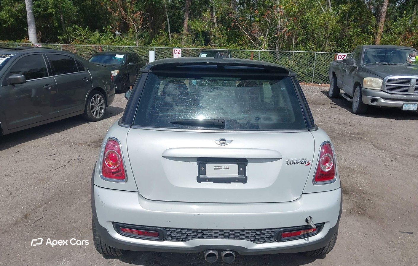MINI Cooper 2011