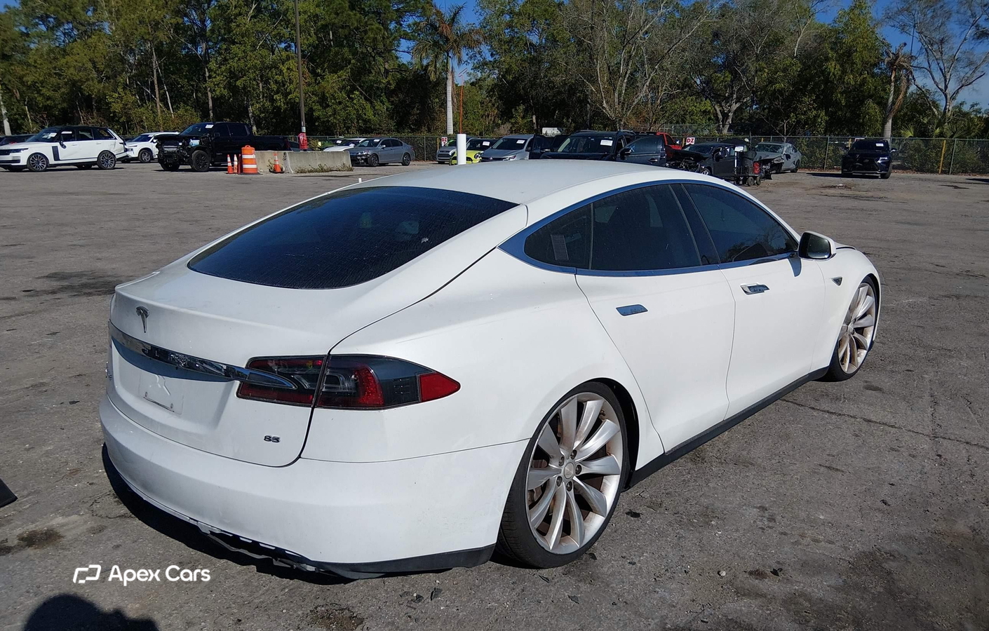 Tesla Model S 2013