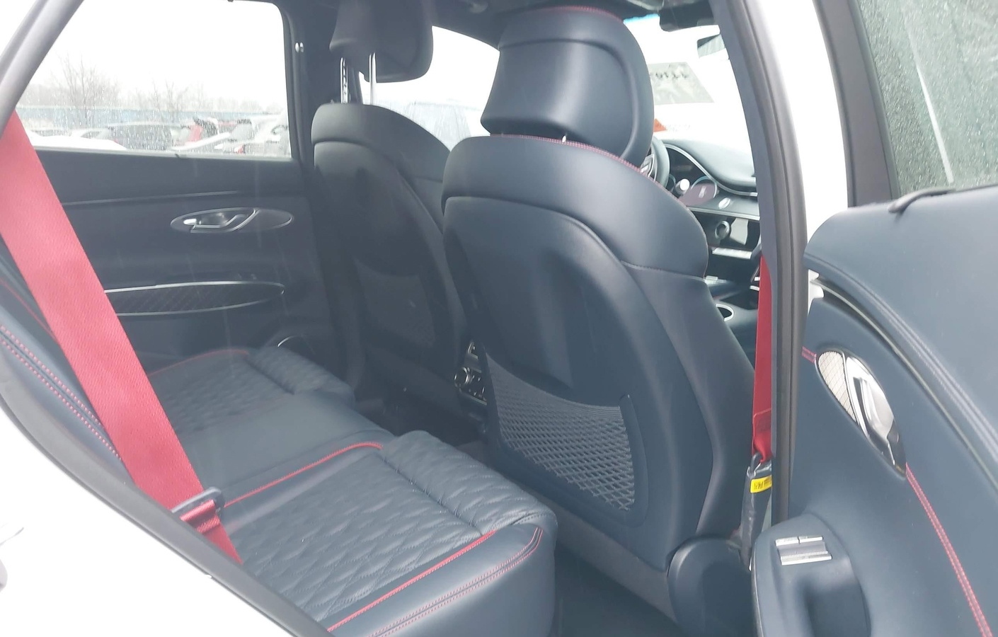 Genesis GV70 2023