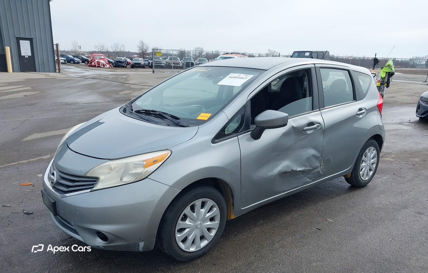 Nissan Versa 2015