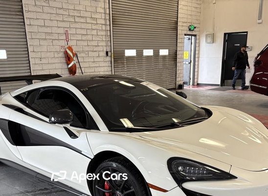 2016 McLaren 570S - Image 1 of 5