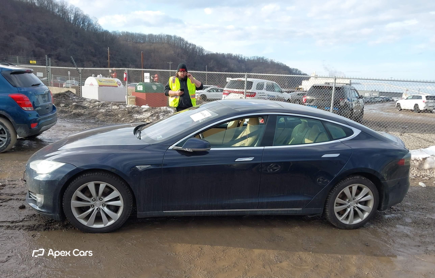 Tesla Model S 2013