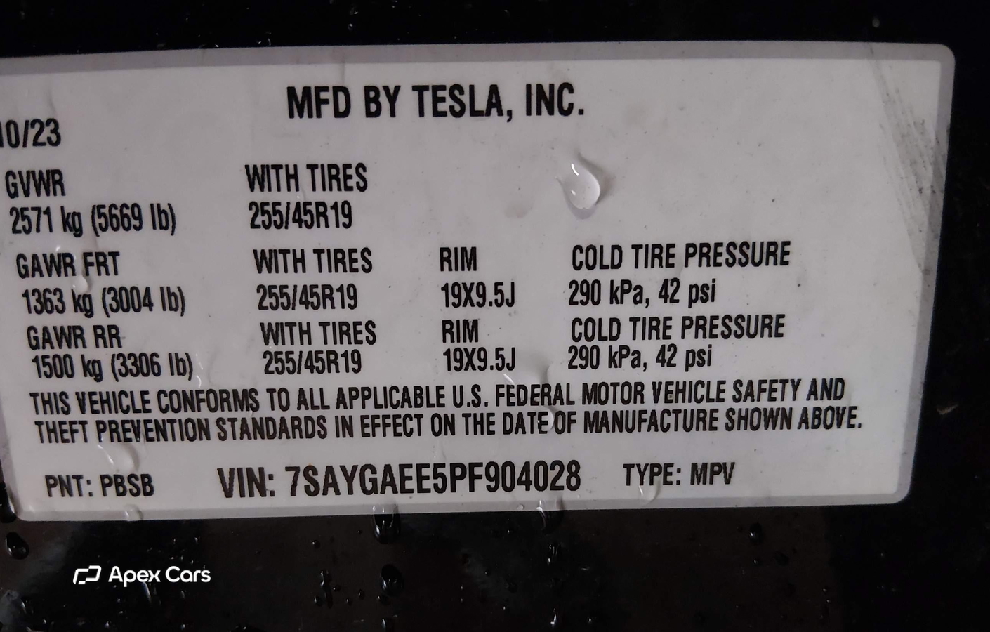 Tesla Model Y 2023