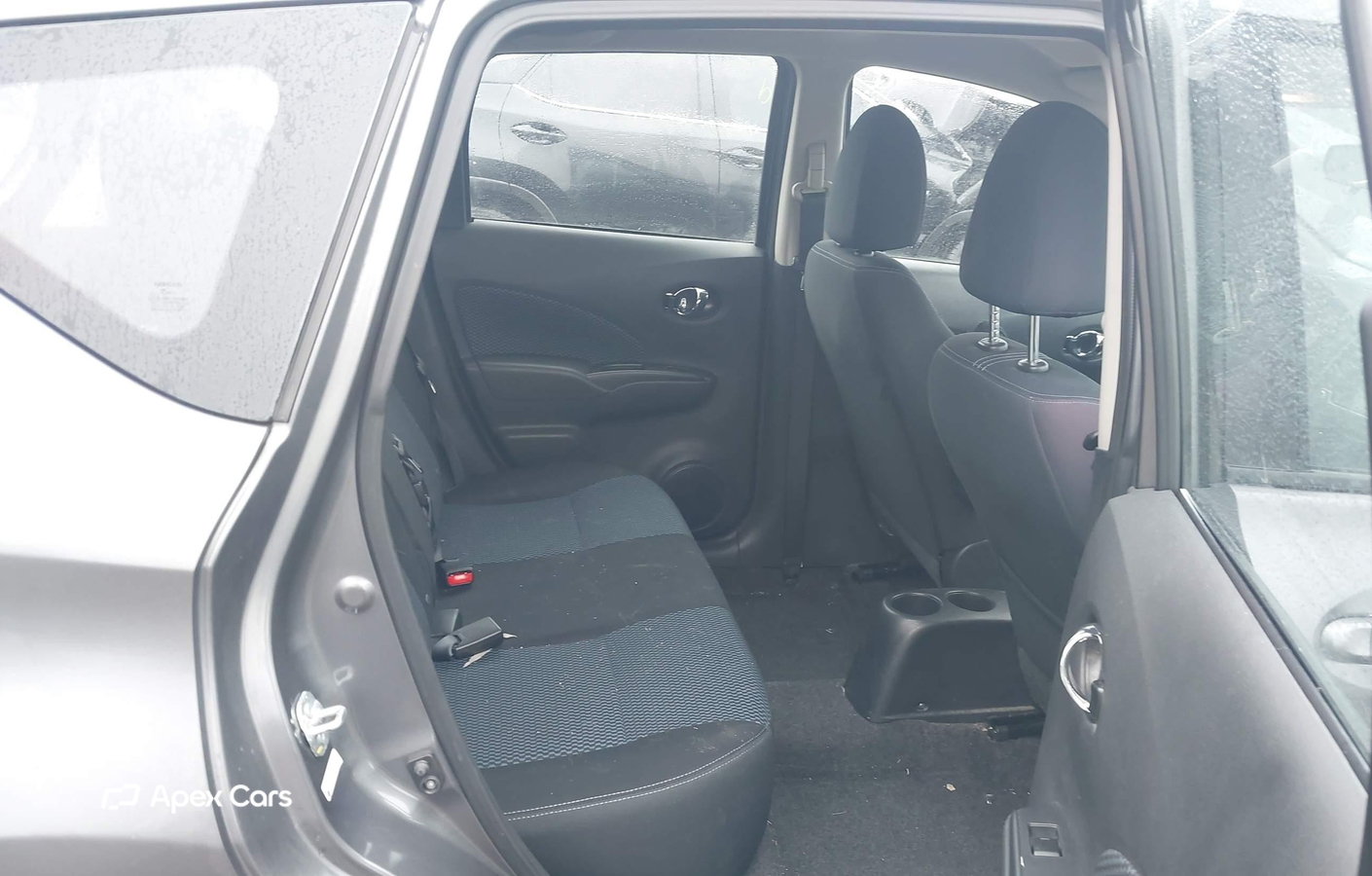 Nissan Versa 2016