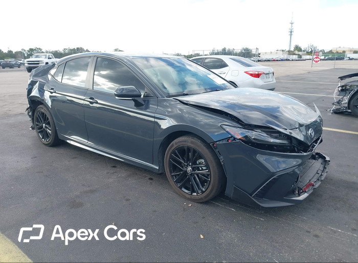 2025 Toyota Camry - Image 1 of 5