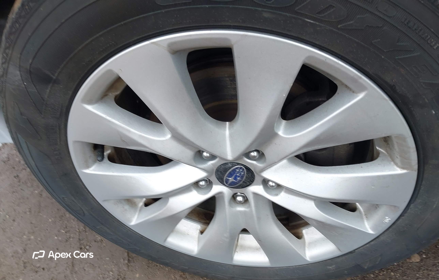 Subaru Legacy 2015