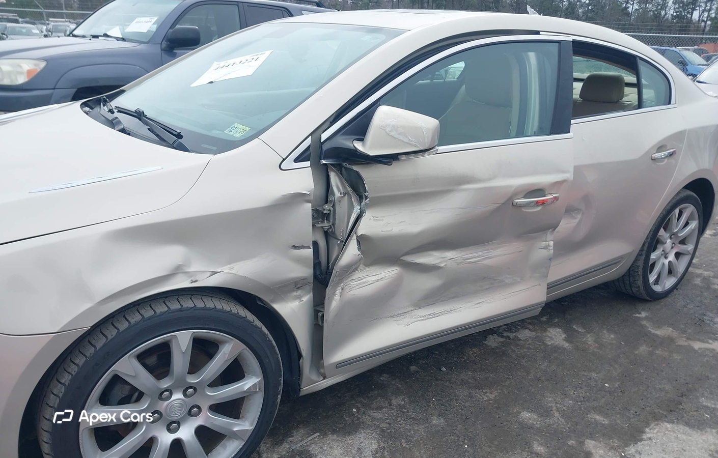 Buick LaCrosse 2011