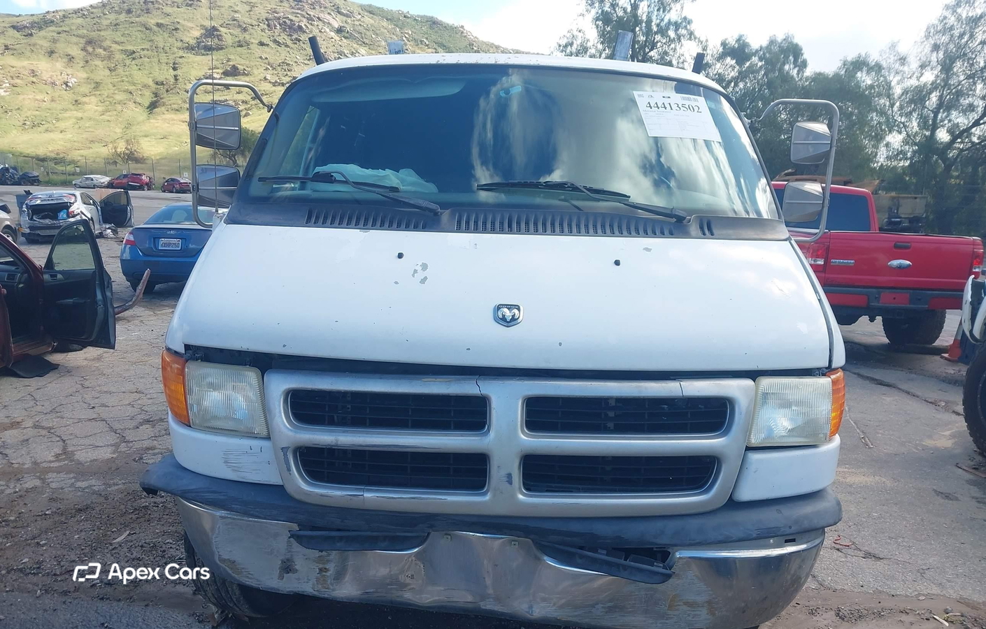 Dodge RAM Van 2003