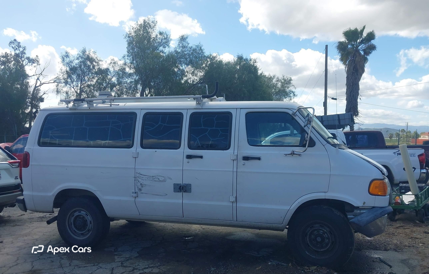 Dodge RAM Van 2003