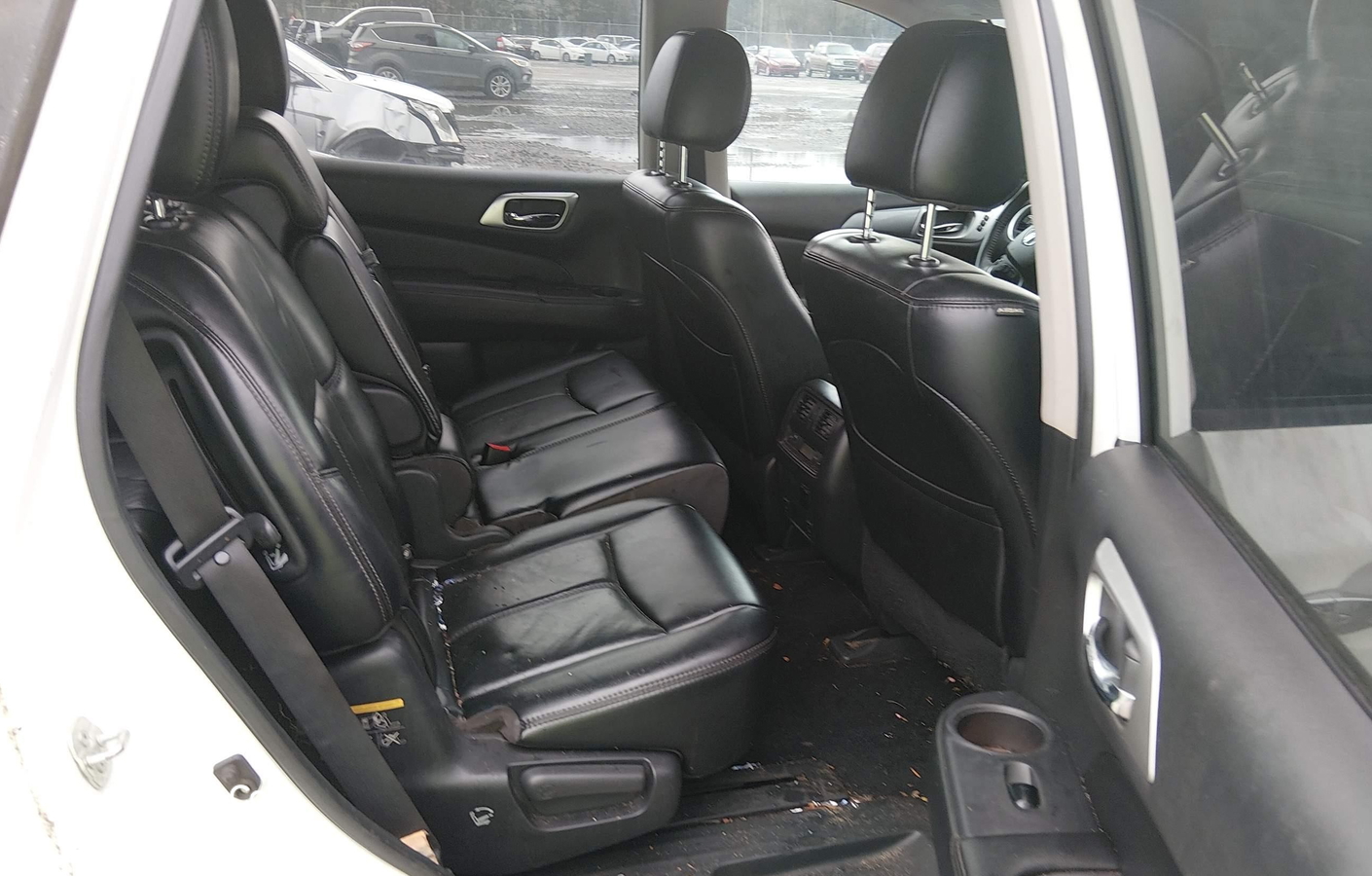 Nissan Pathfinder 2017