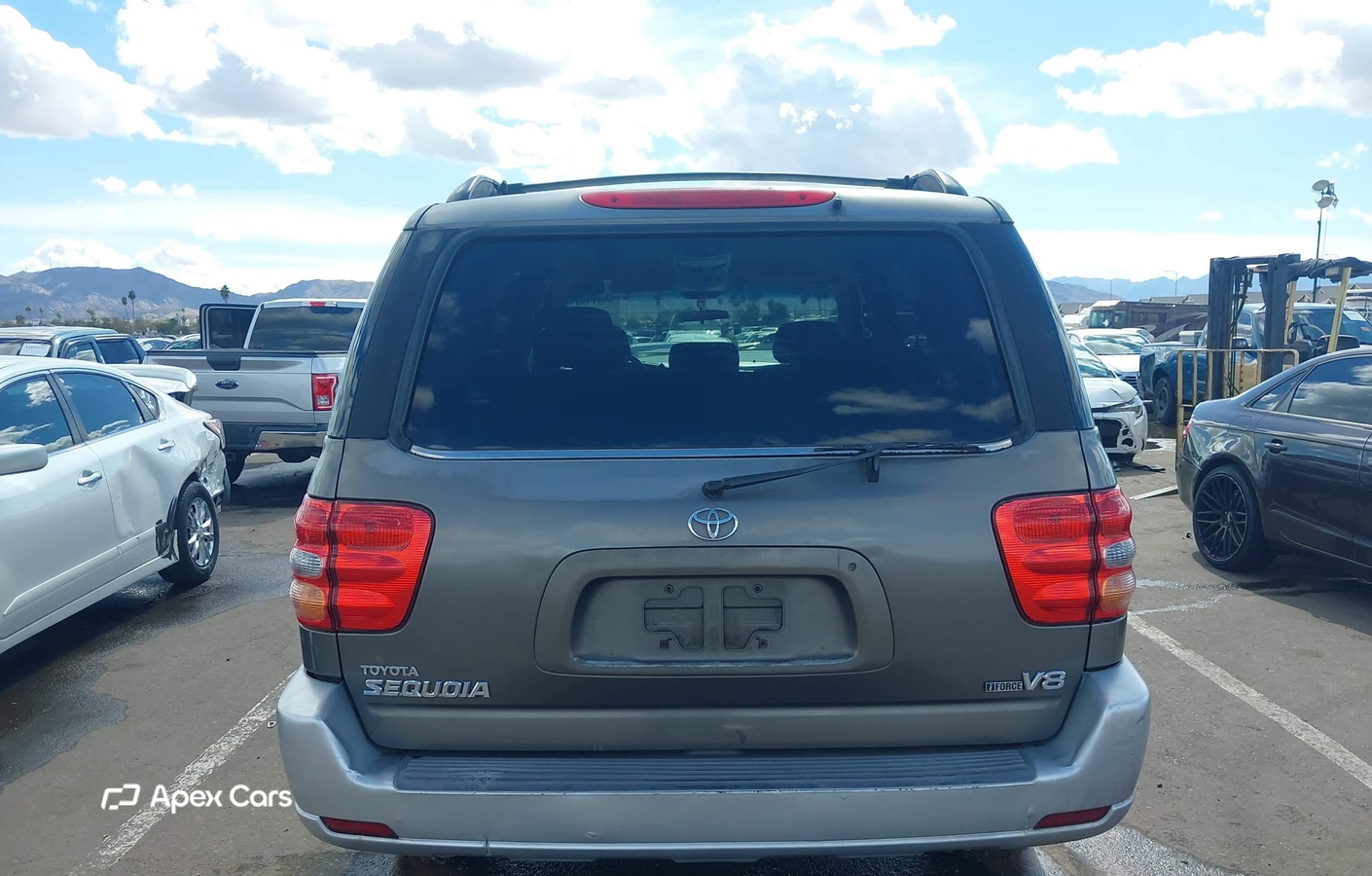Toyota Sequoia 2004