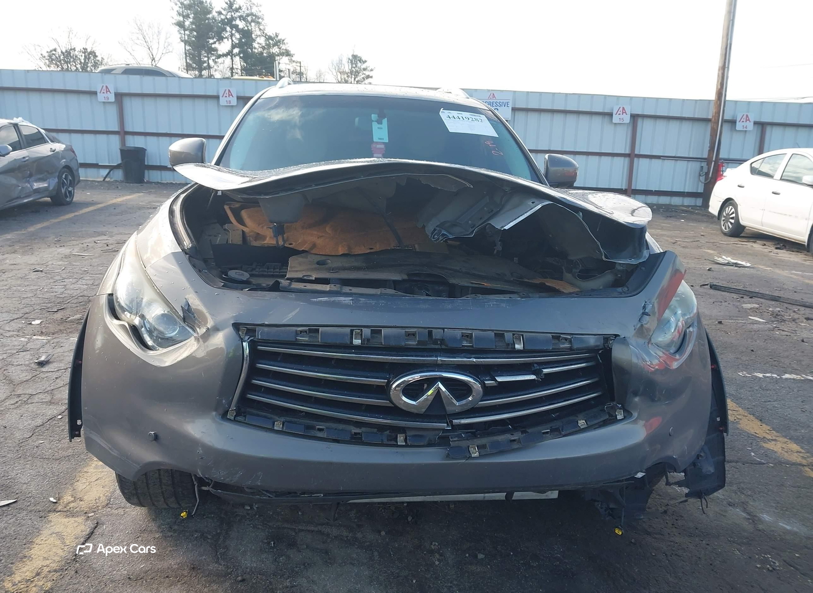 Infiniti QX70 2014
