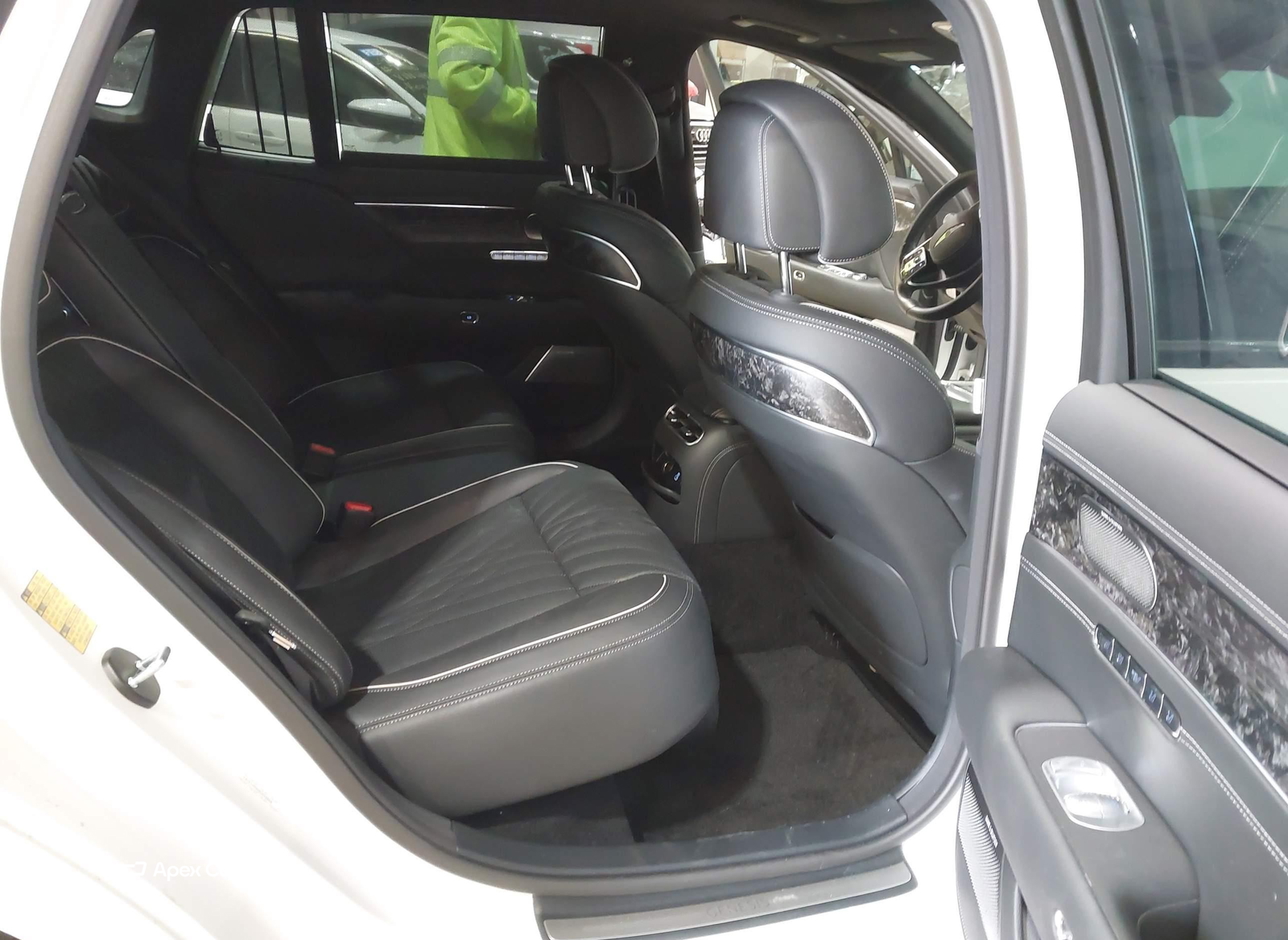 Genesis G90 2024