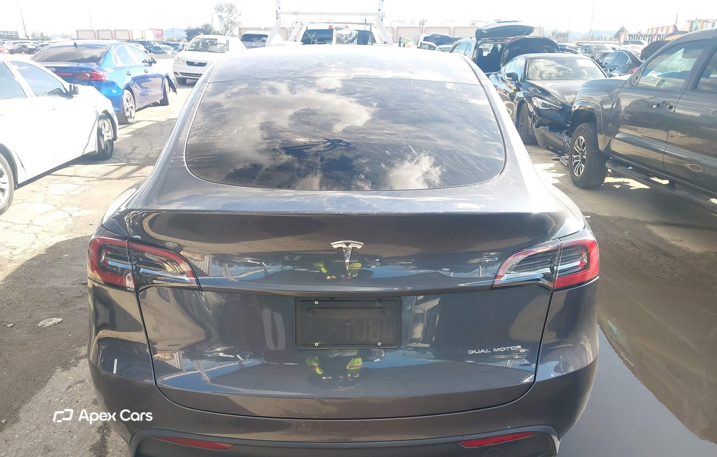 Tesla Model Y 2023