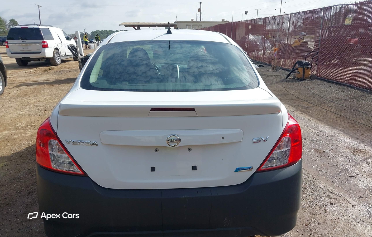 Nissan Versa 2016