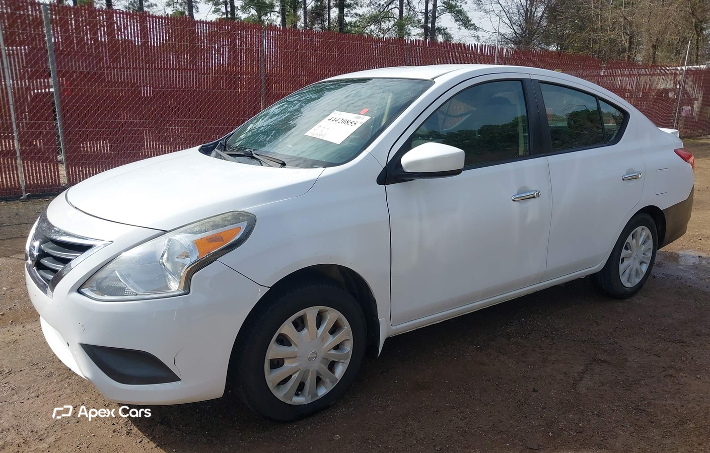 Nissan Versa 2016