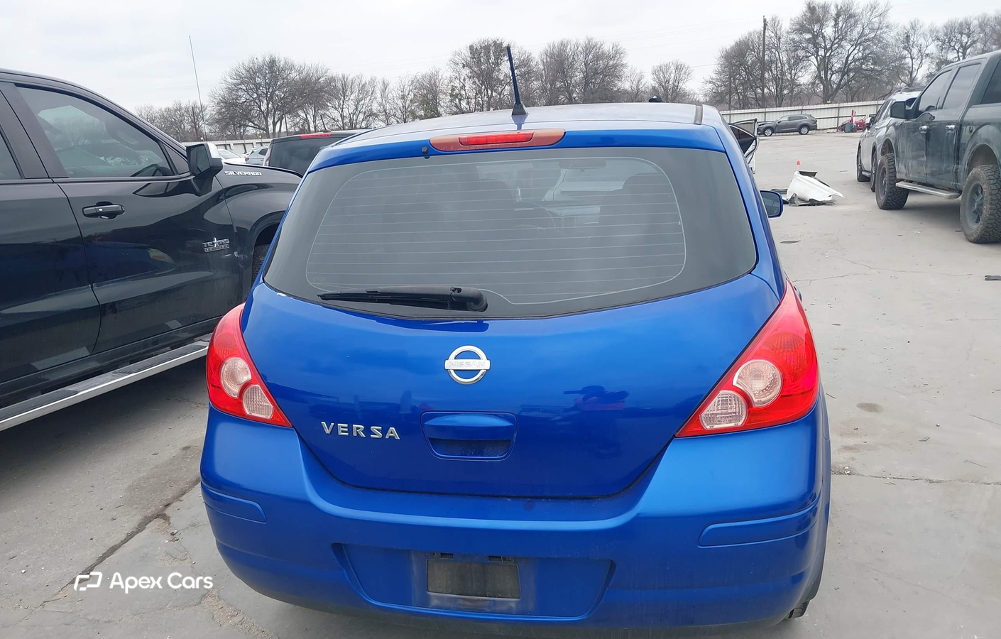 Nissan Versa 2011